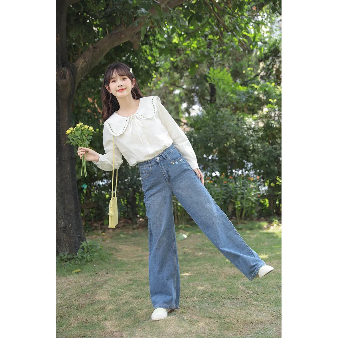 Straight Leg Embroidery Simplicity Loose Fit Jeans