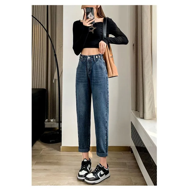 White Harem Loose Fit Straight High-Waisted Carrot Jeans